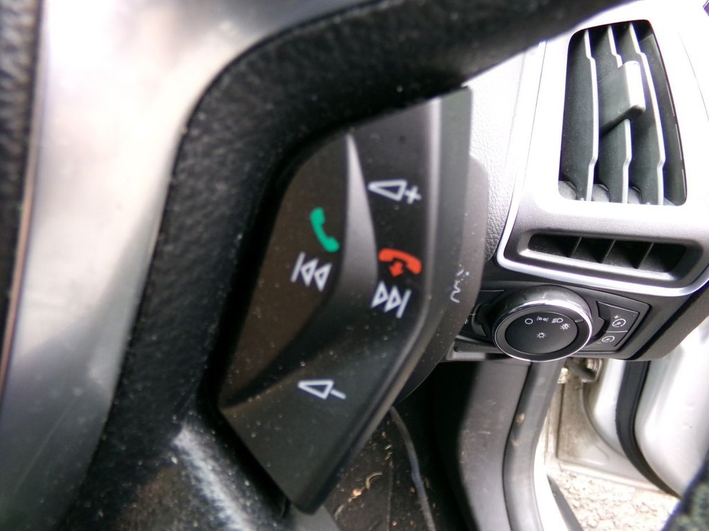 Used Ford Focus 2011 for sale - 77935991: Photo 31