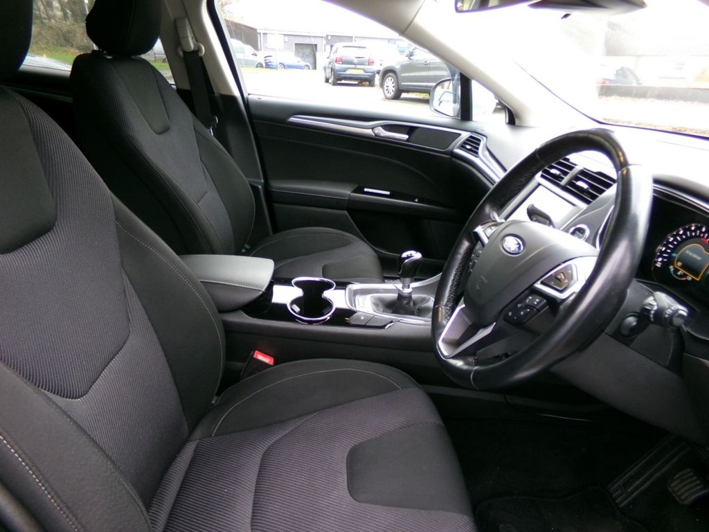 Used Ford Mondeo 2015 for sale - 76901018: Photo 14