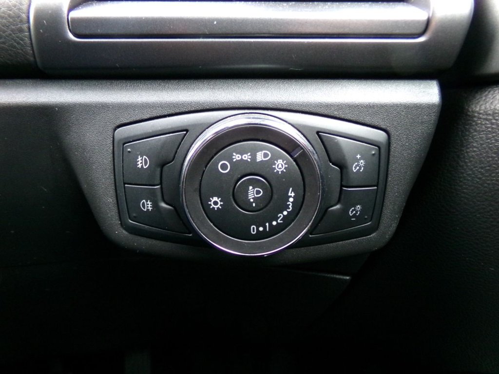 Used Ford Mondeo 2015 for sale - 76901018: Photo 29