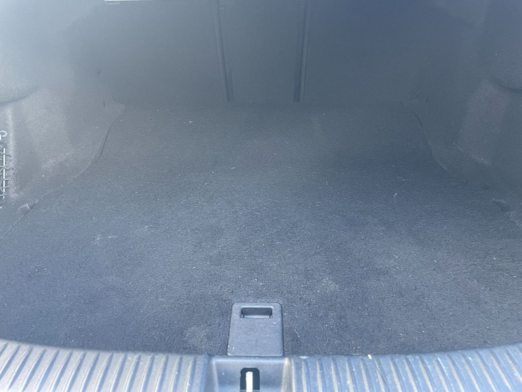 Used Mercedes-Benz C Class 2015 for sale - 77850067: Photo 19