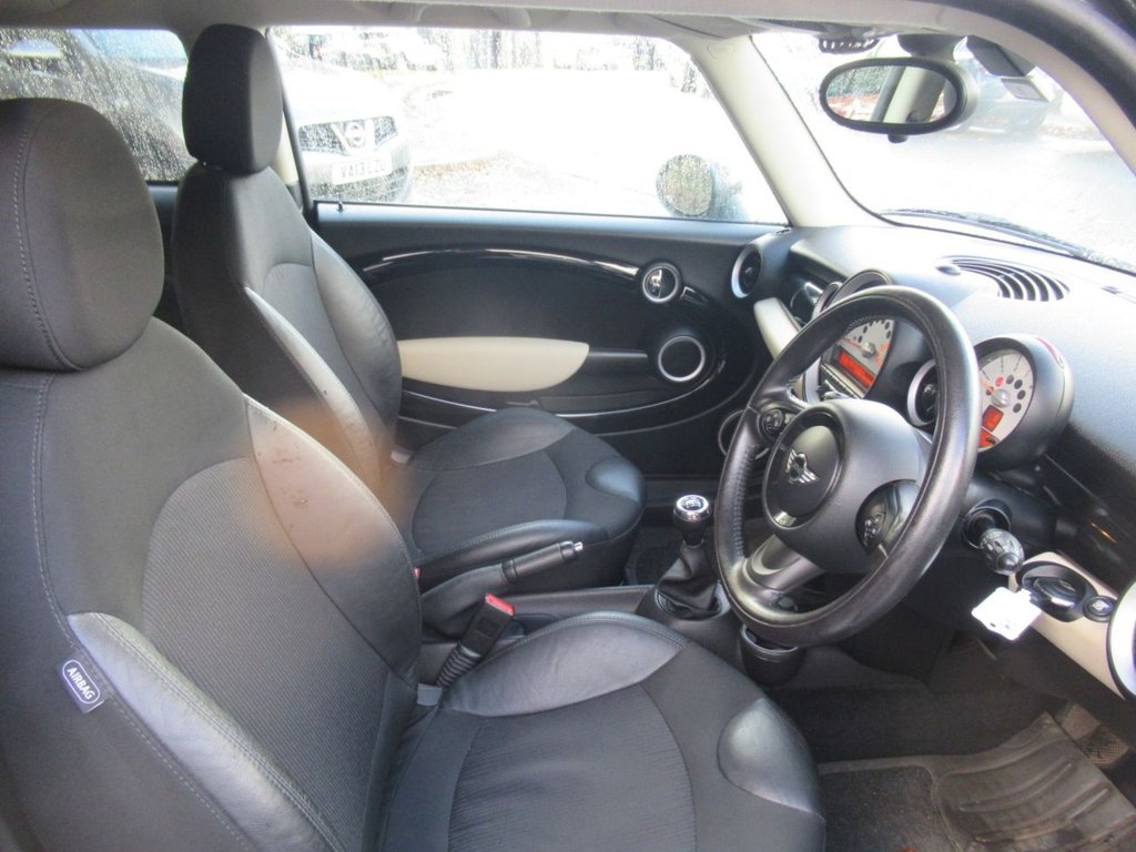 Used MINI Hatch 2011 for sale - 76345697: Photo 14