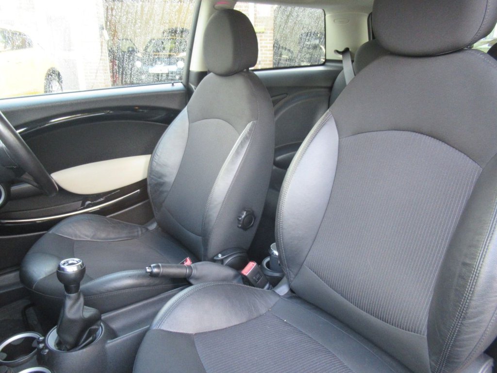 Used MINI Hatch 2011 for sale - 76345697: Photo 21