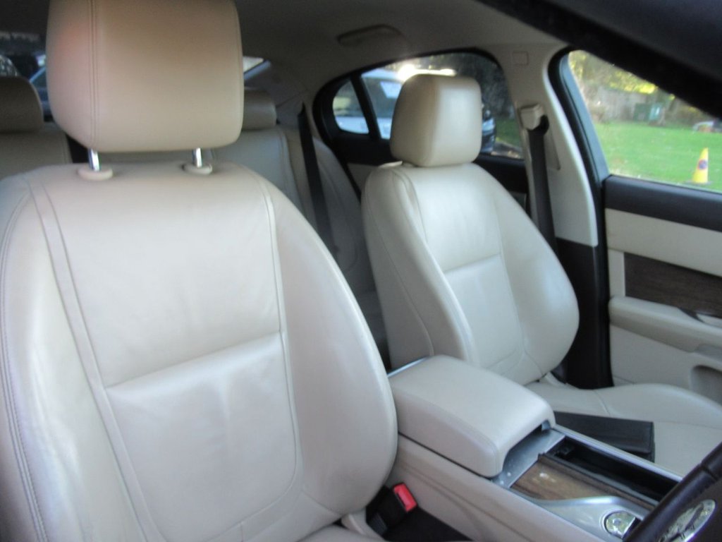 Used Jaguar XF 2011 for sale - 77037922: Photo 14