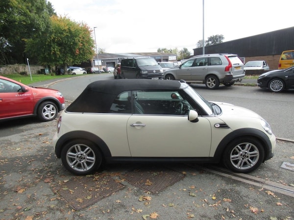 Used MINI Convertible 2014 for sale - 76210435: Photo 15