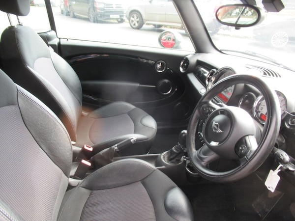 Used MINI Convertible 2014 for sale - 76210435: Photo 23