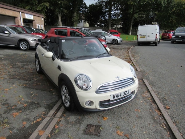 Used MINI Convertible 2014 for sale - 76210435: Photo 5