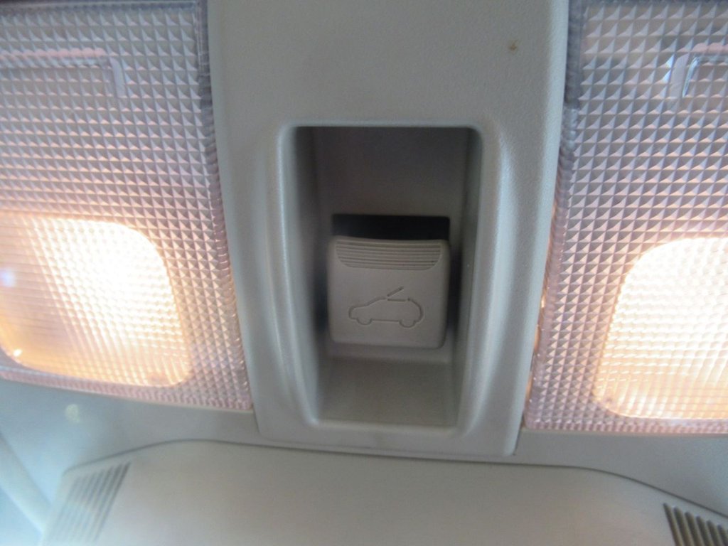 Used Kia Sorento 2010 for sale - 77110856: Photo 32