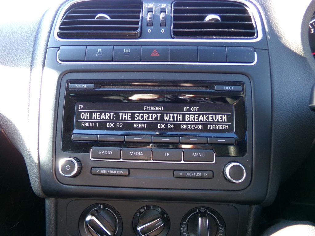 Used Volkswagen Polo 2011 for sale - 76632380: Photo 13