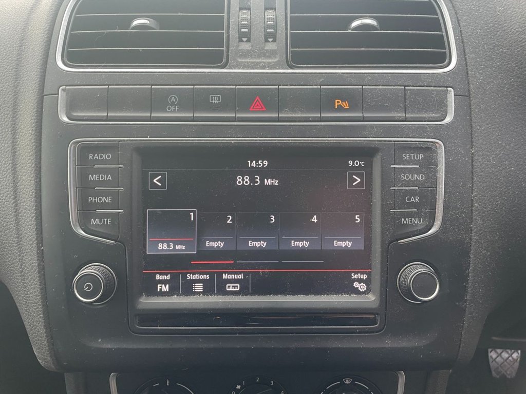 Used Volkswagen Polo 2016 for sale - 78199999: Photo 12