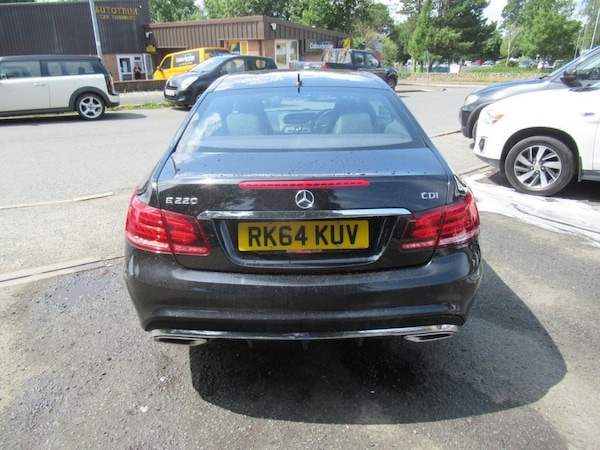 Used Mercedes-Benz E-Class 2014 for sale - 76202661: Photo 8