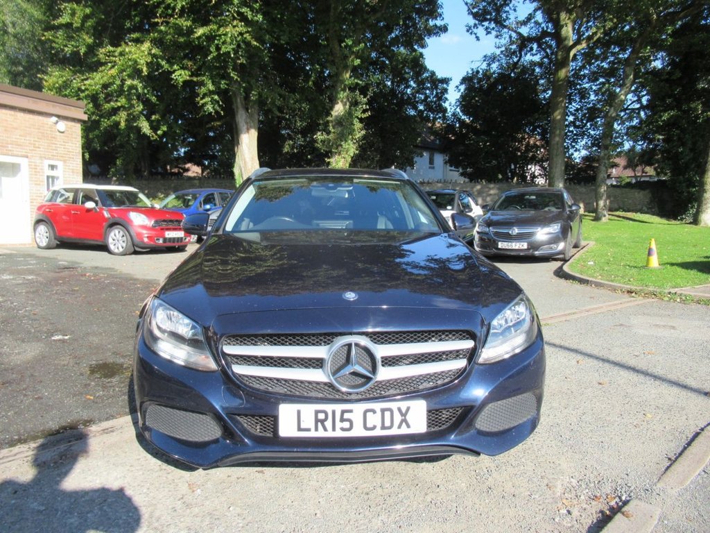Used Mercedes-Benz C-Class 2015 for sale - 76039185: Photo 4
