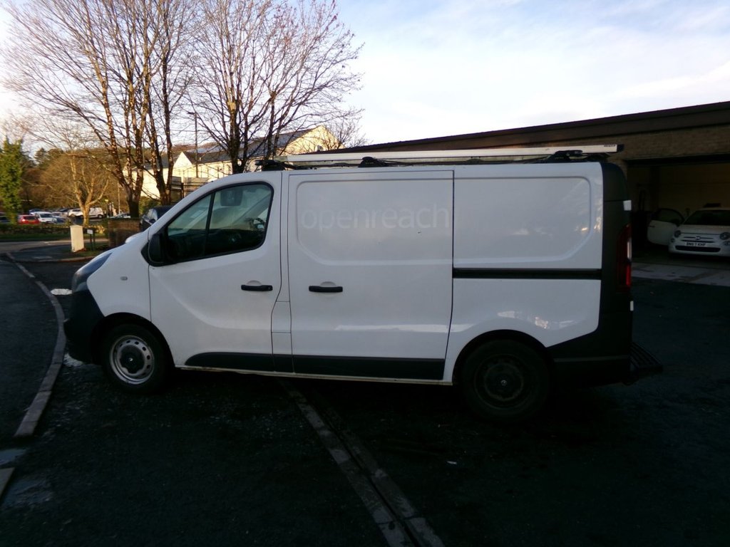 Used Vauxhall Vivaro 2017 for sale - 77263017: Photo 10