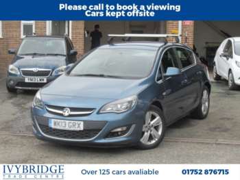 2013 (13) - 2.0 CDTi SRi Hatchback 5dr Diesel Auto Euro 5 (165 ps)