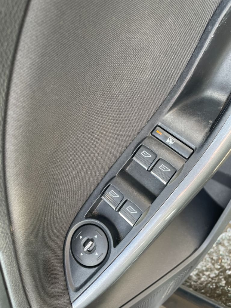 Used Ford Focus 2011 for sale - 78030067: Photo 21