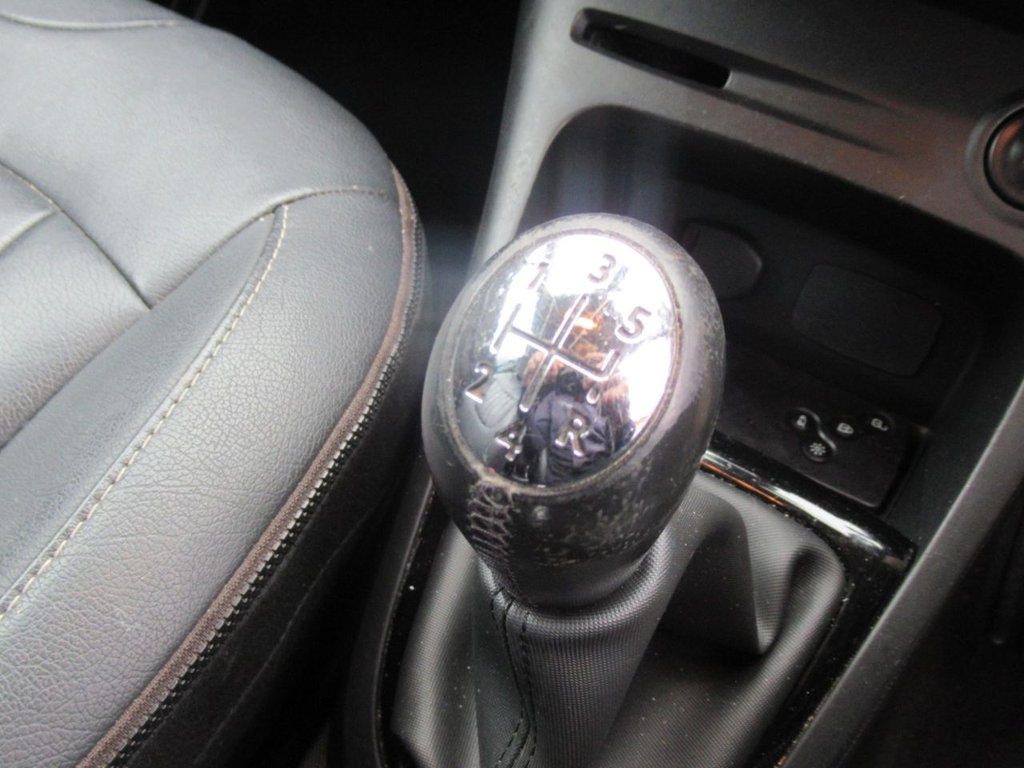 Used Renault Captur 2015 for sale - 75264009: Photo 26