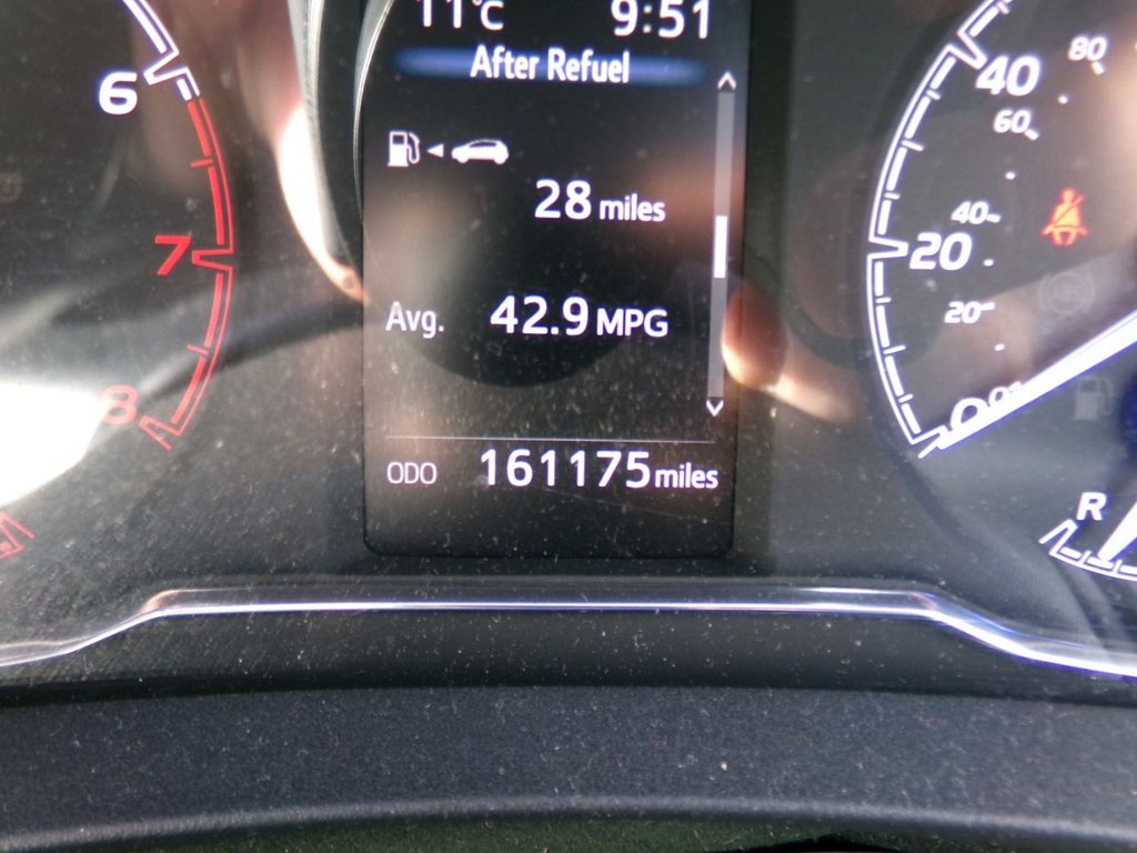 Used Toyota Yaris 2018 for sale - 76883506: Photo 21