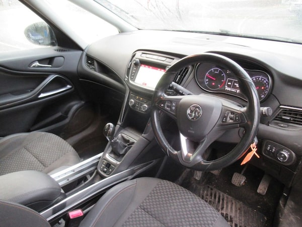 Used Vauxhall Zafira Tourer 2017 for sale - 76040222: Photo 14