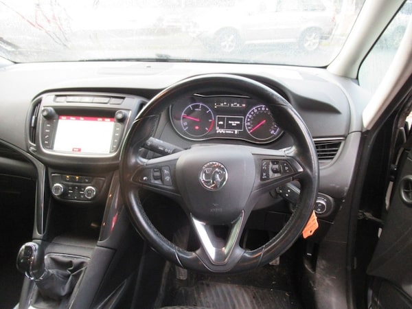 Used Vauxhall Zafira Tourer 2017 for sale - 76040222: Photo 15