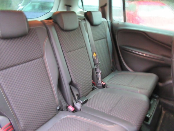 Used Vauxhall Zafira Tourer 2017 for sale - 76040222: Photo 18