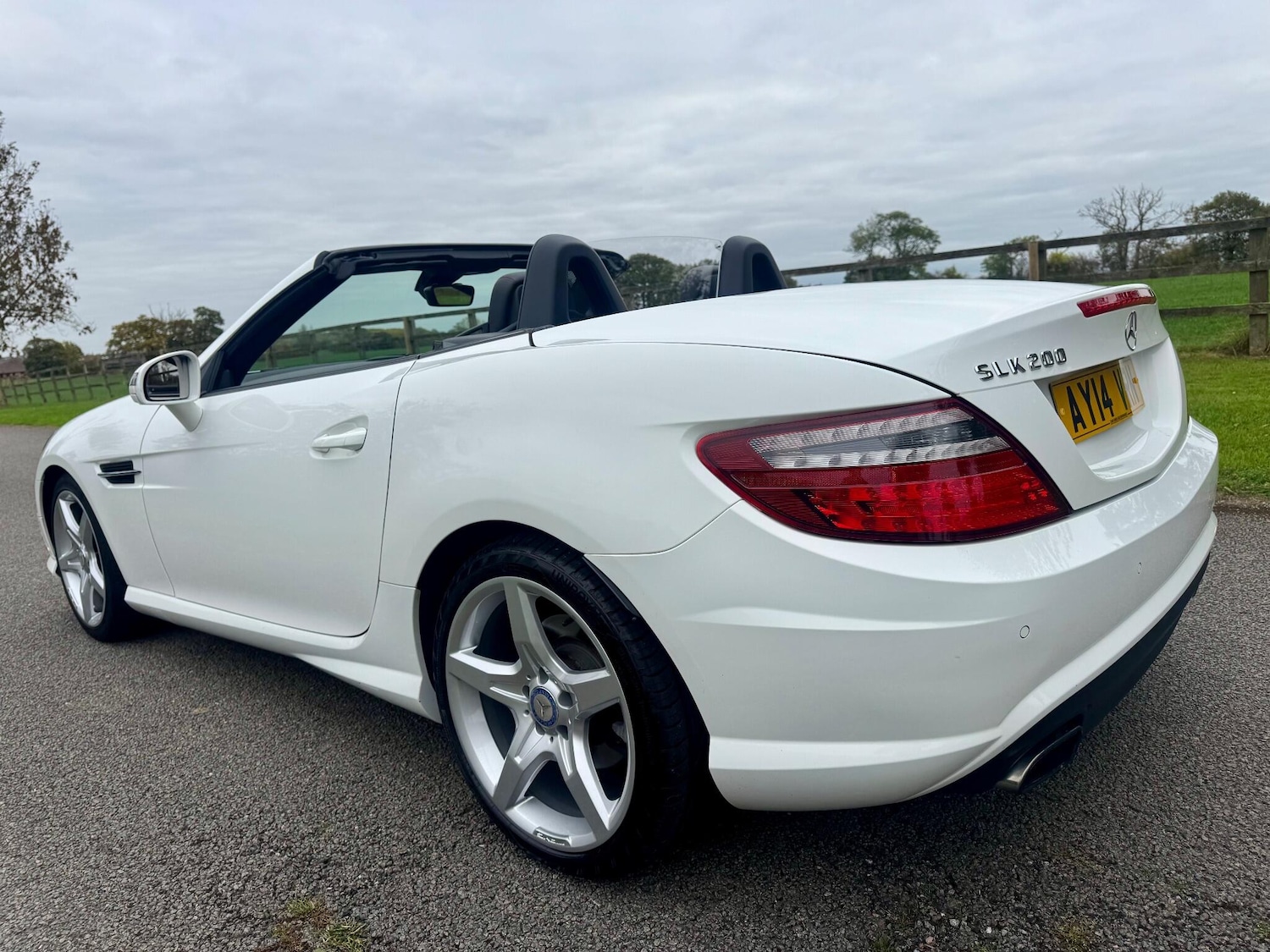 Used Mercedes-Benz SLK 2014 for sale - 77427719: Photo 10