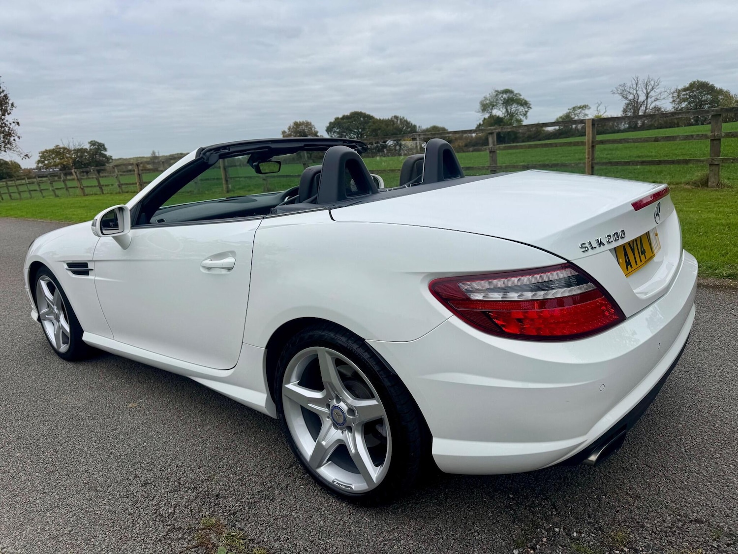 Used Mercedes-Benz SLK 2014 for sale - 77427719: Photo 13