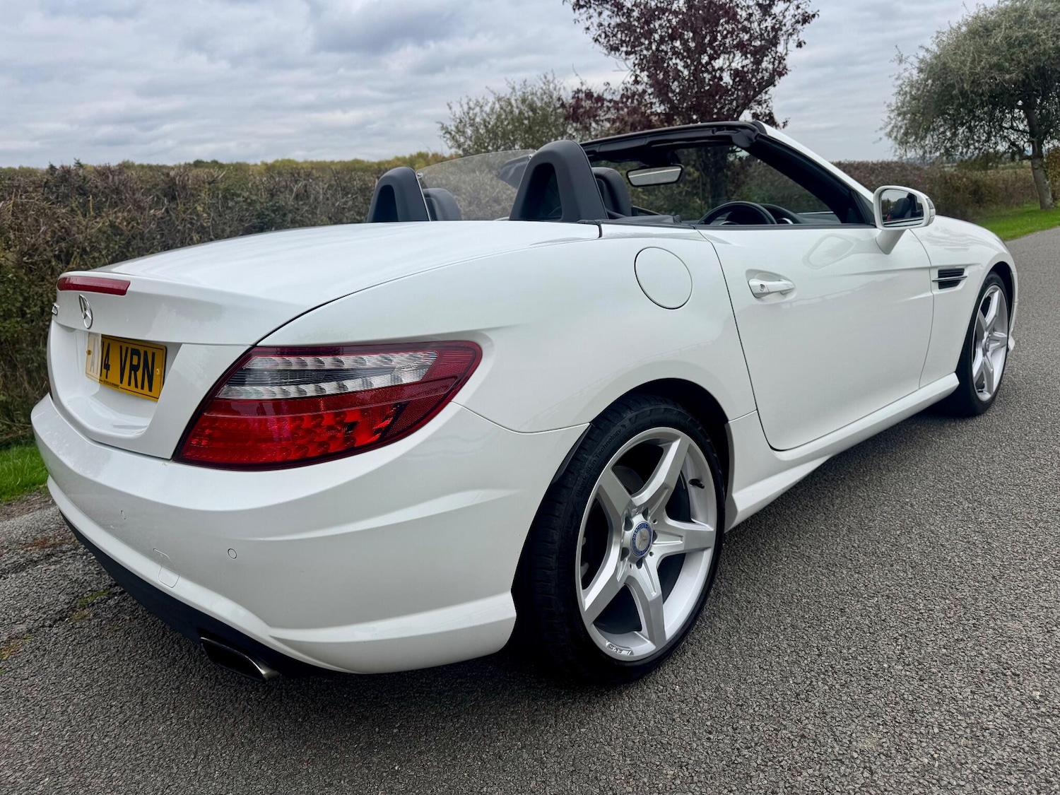 Used Mercedes-Benz SLK 2014 for sale - 77427719: Photo 4