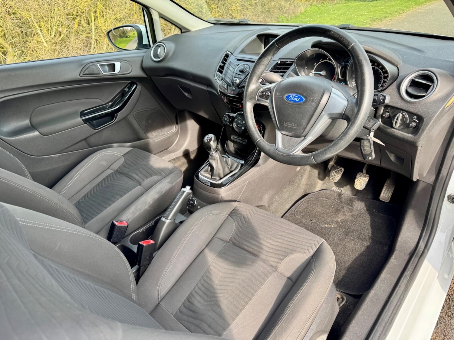 Used Ford Fiesta 2014 for sale - 77969670: Photo 9