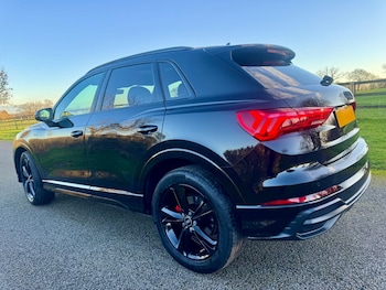 Used Audi Q3 2019 for sale - 77695436: Photo