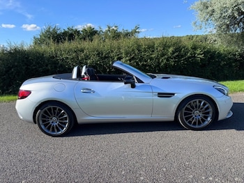 Used Mercedes-Benz SLC 2016 for sale - 78923992: Photo