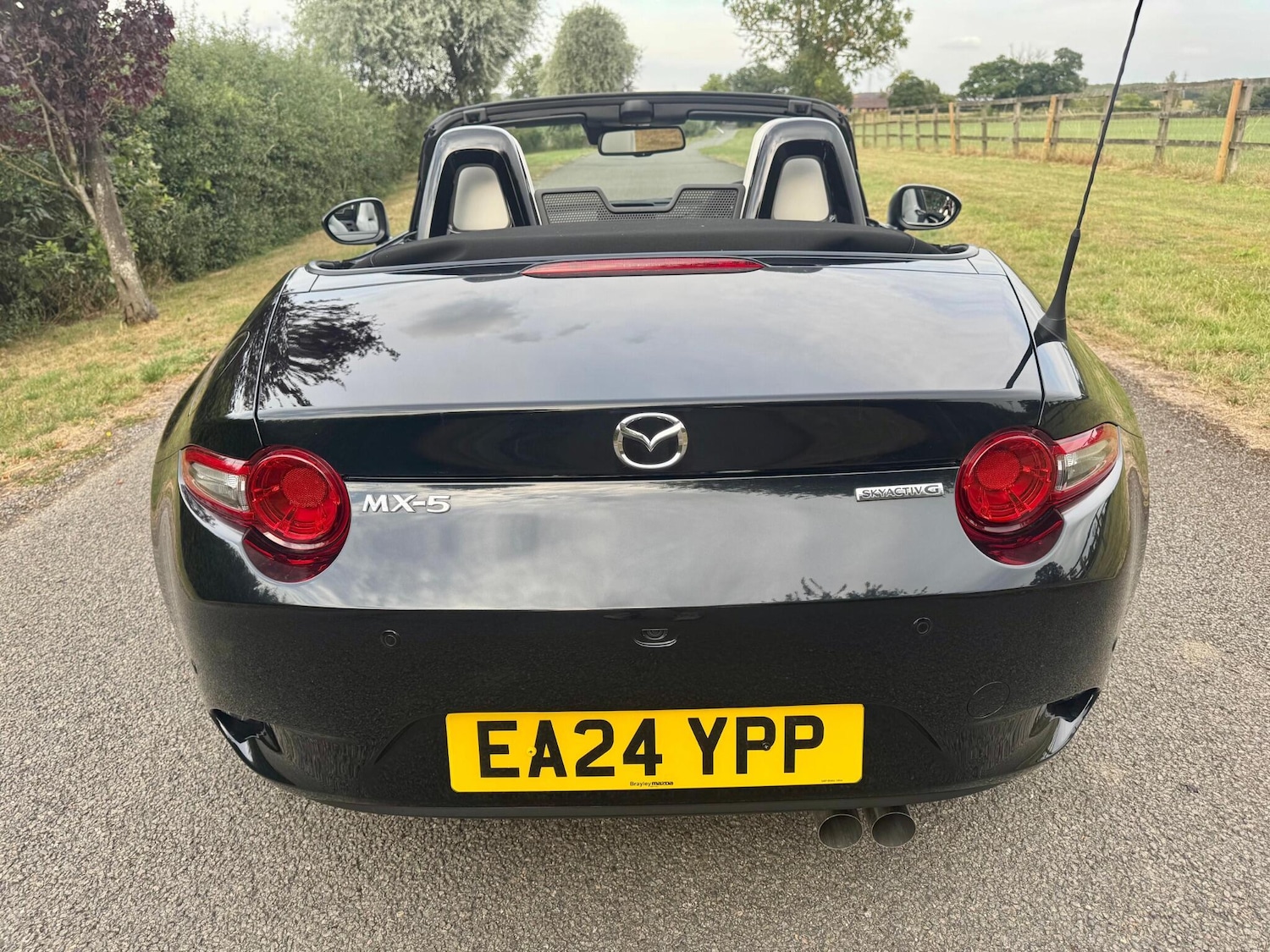 Vehicle 28