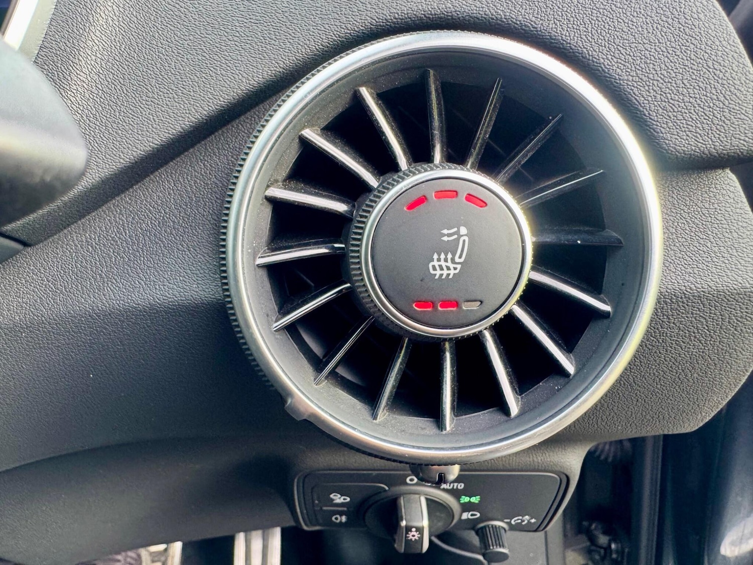 Used Audi TT 2018 for sale - 77427714: Photo 34