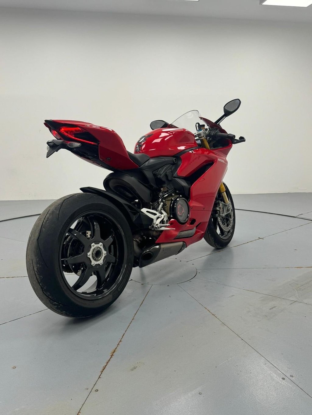 Used Ducati 1299 2015 for sale - 78540364: Photo 10