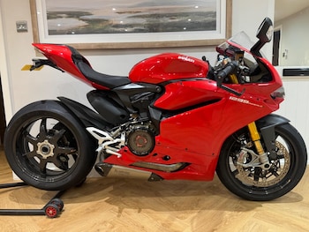 Used Ducati 1299 Panigale 2015 for sale - bike-77646715: Photo