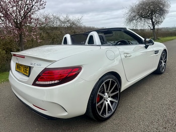 Used Mercedes-Benz SLC 2017 for sale - 77823687: Photo