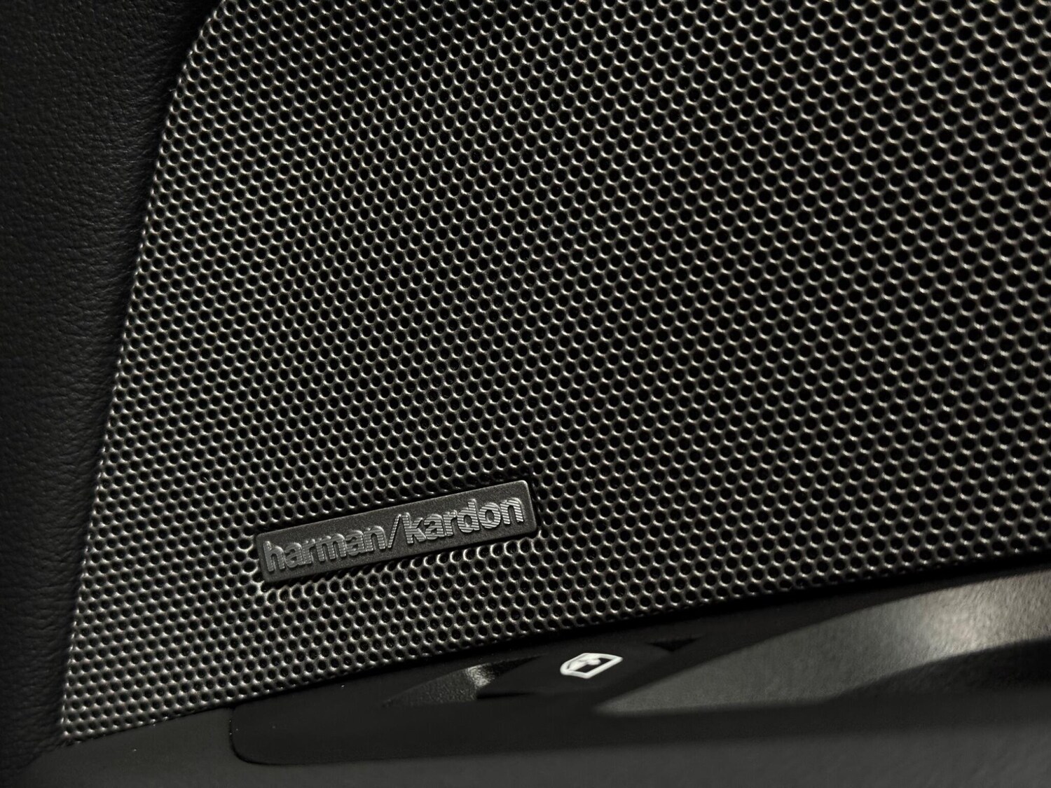 Used BMW i4 2022 for sale - 77978406: Photo 13