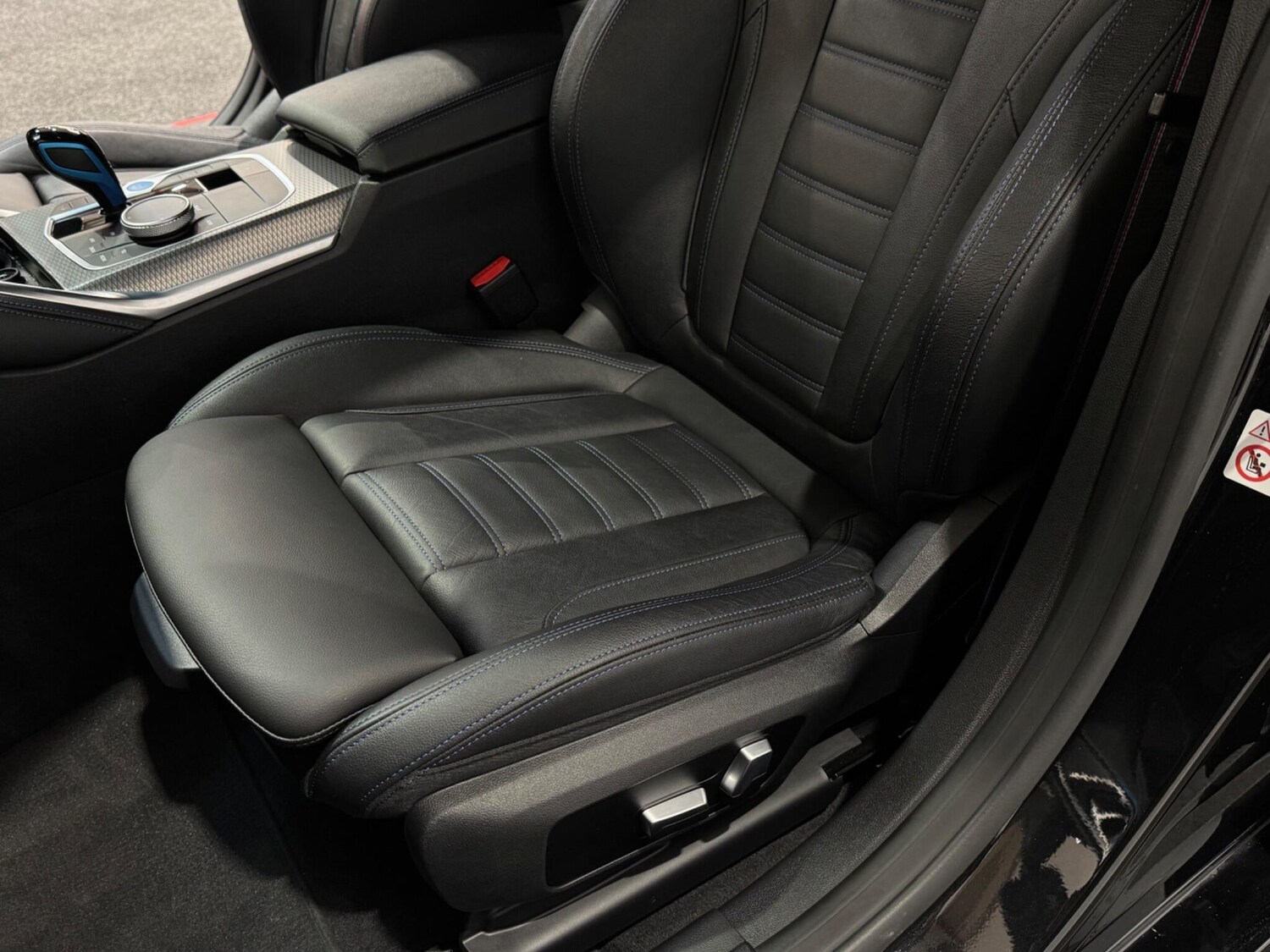 Used BMW i4 2022 for sale - 77978406: Photo 15