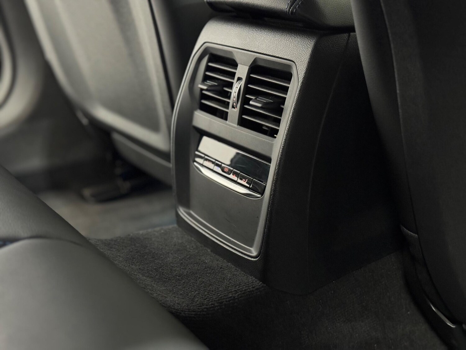 Used BMW i4 2022 for sale - 77978406: Photo 26