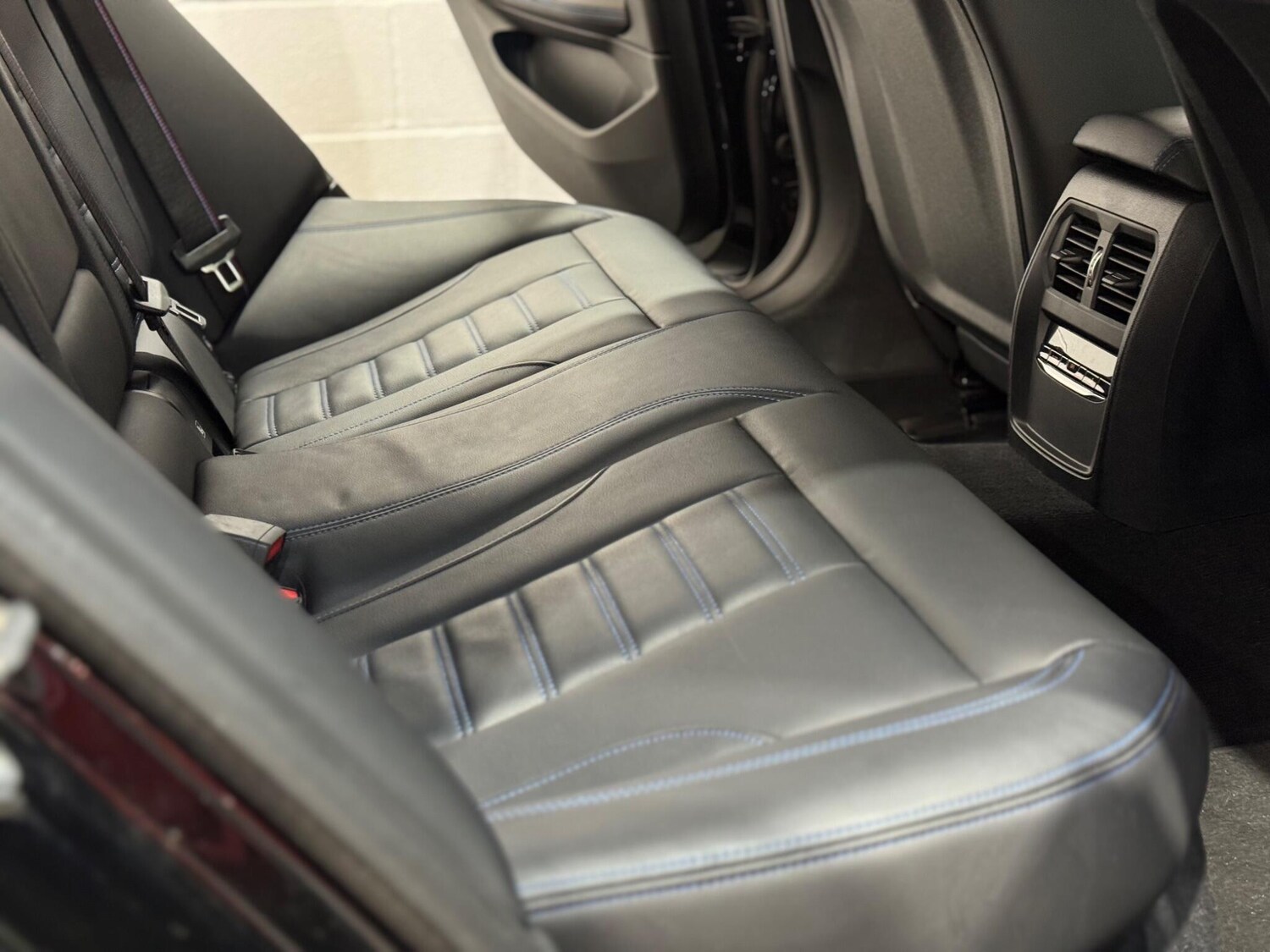 Used BMW i4 2022 for sale - 77978406: Photo 52