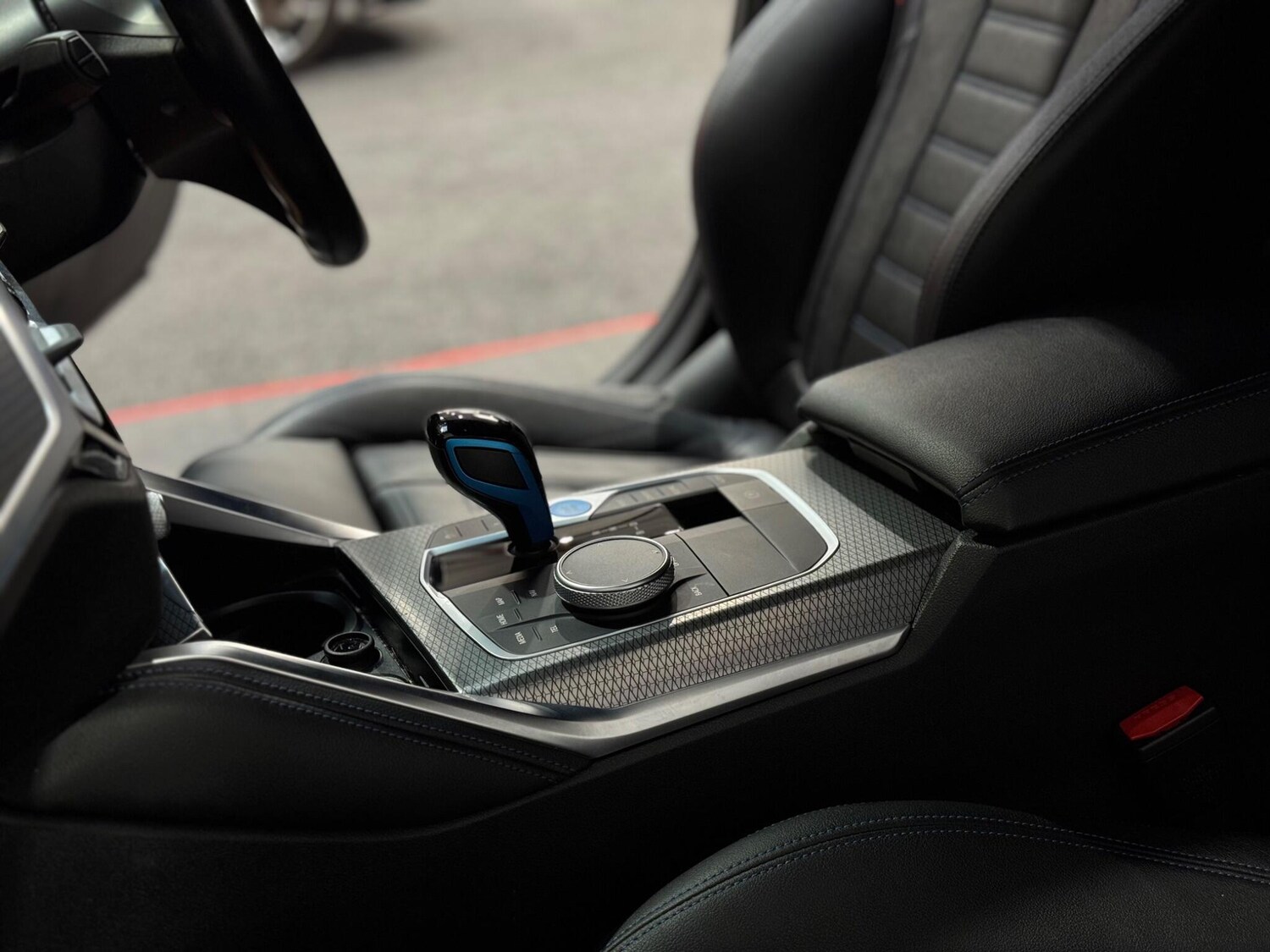 Used BMW i4 2022 for sale - 77978406: Photo 53