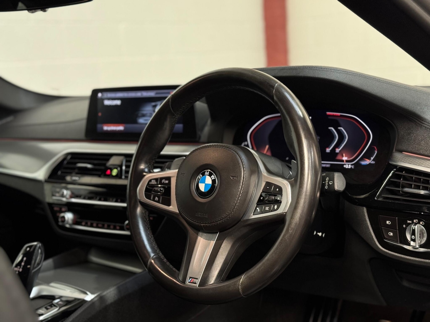 Used BMW 5 Series 2019 for sale - 77081430: Photo 30