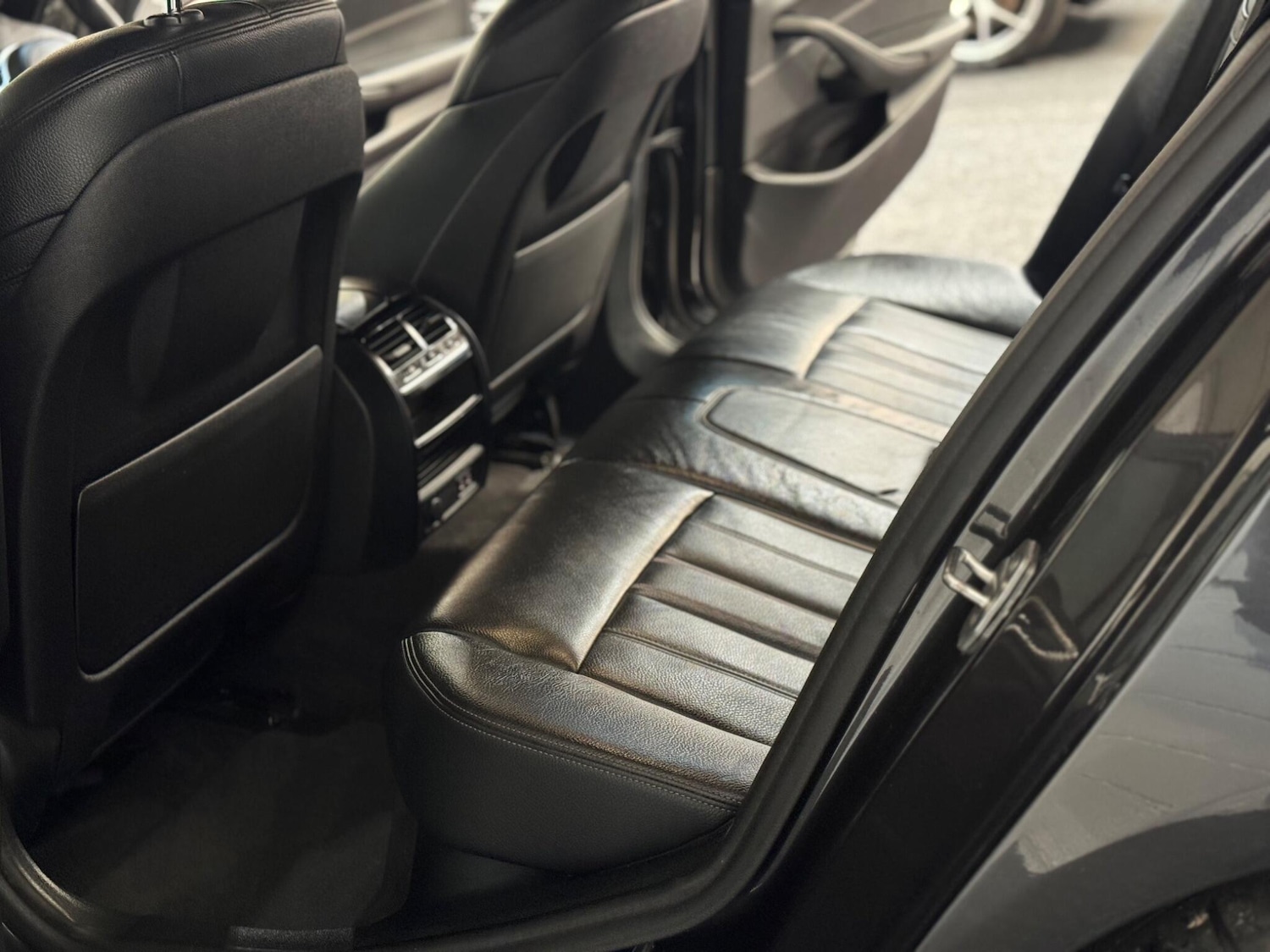 Used BMW 5 Series 2019 for sale - 77081430: Photo 42