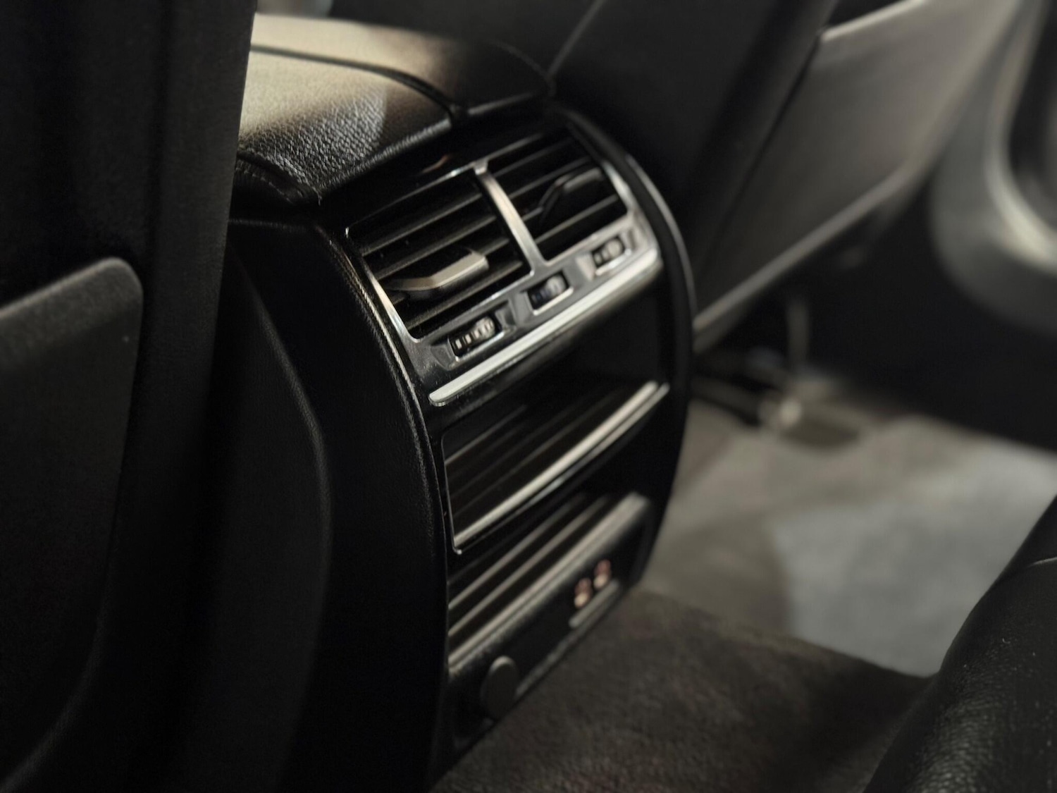 Used BMW 5 Series 2019 for sale - 77081430: Photo 45