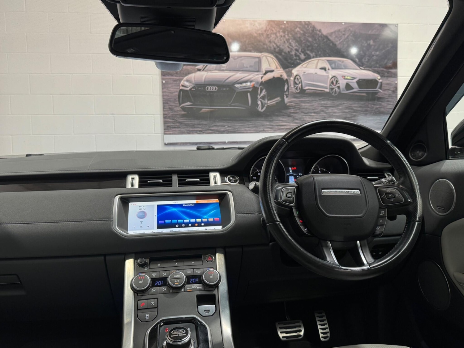 Used Land Rover Range Rover Evoque 2017 for sale - 76012125: Photo 11