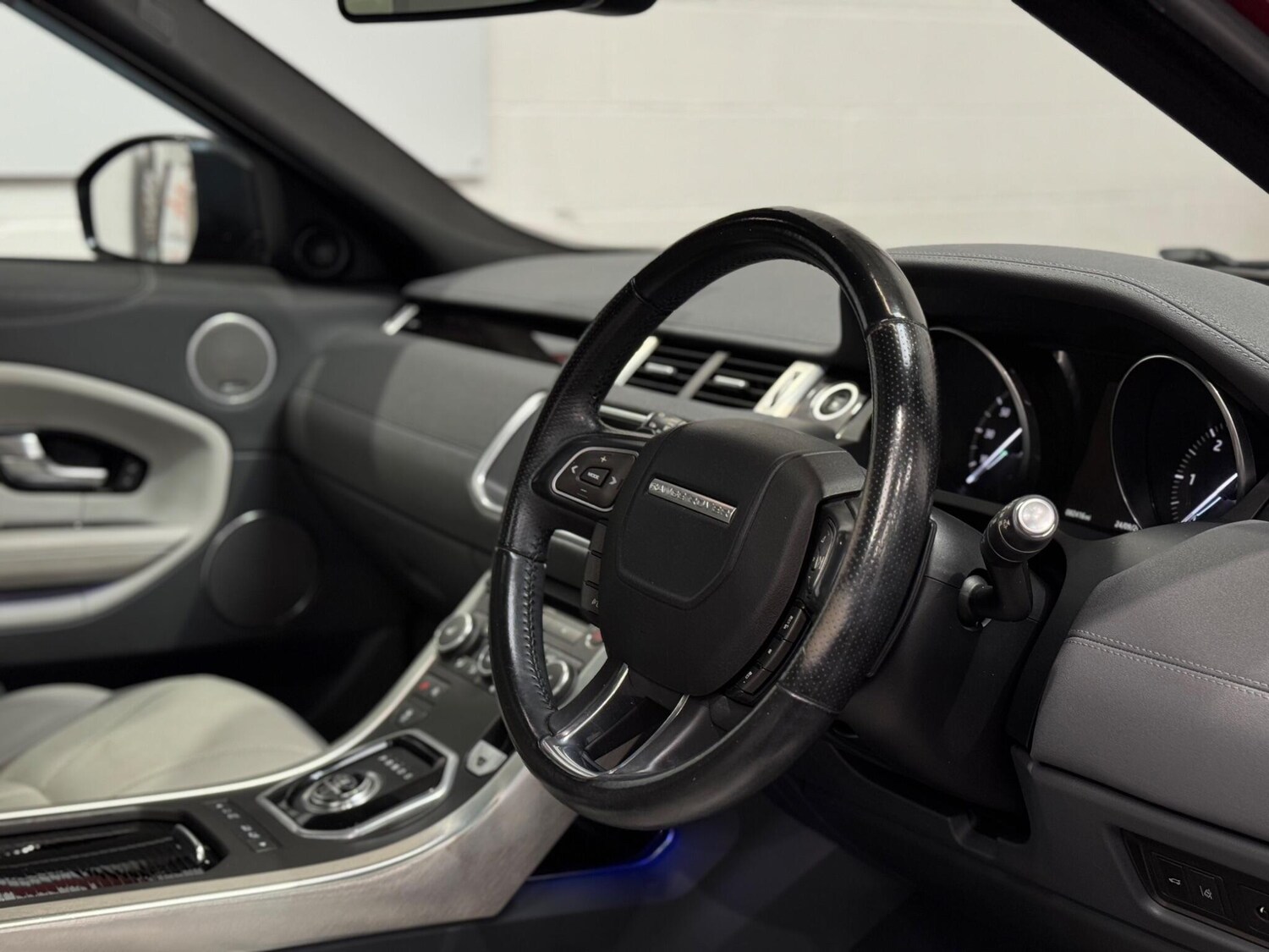 Used Land Rover Range Rover Evoque 2017 for sale - 76012125: Photo 12