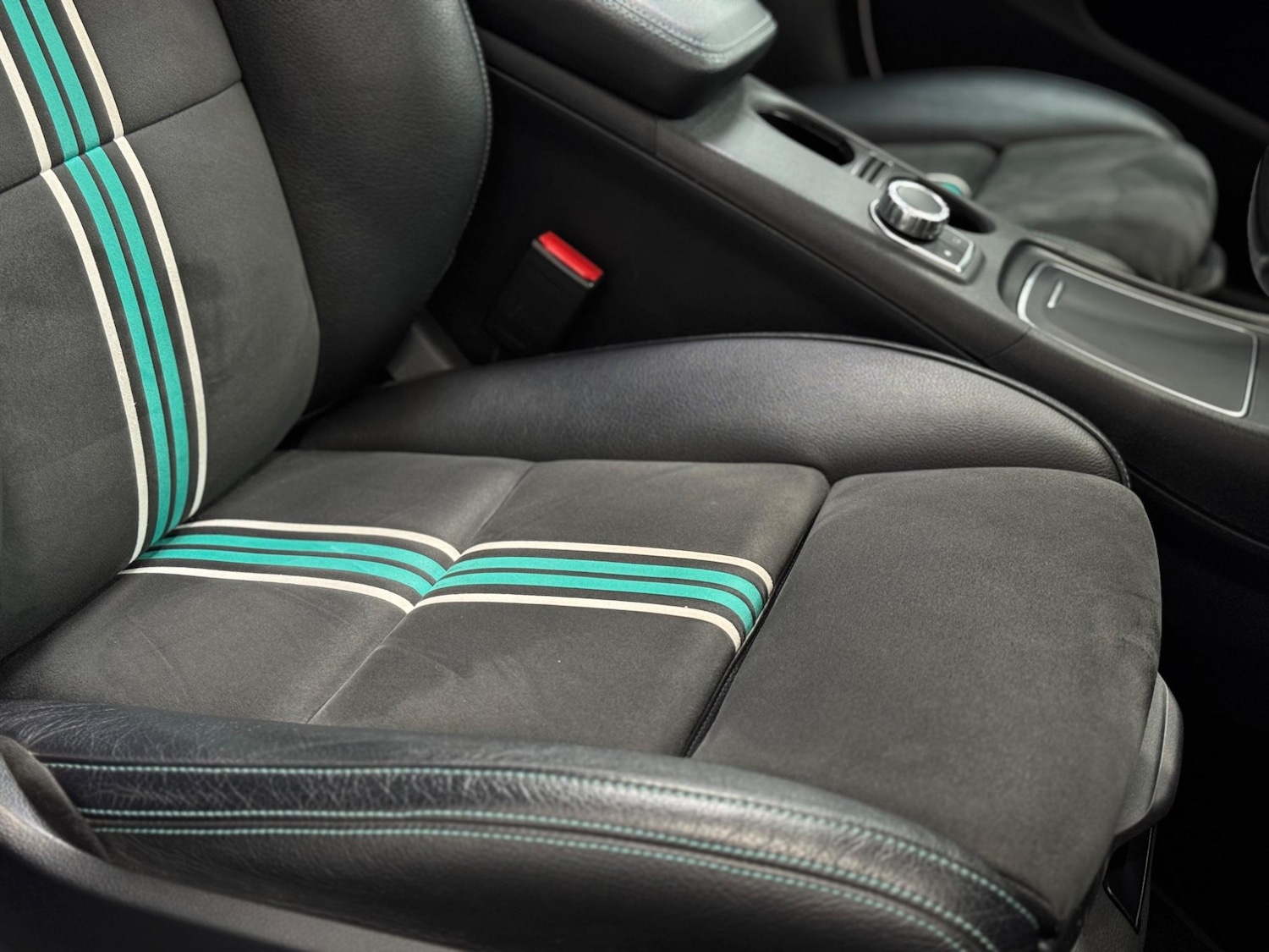 Used Mercedes-Benz A-Class for sale - 76667410: Photo 19