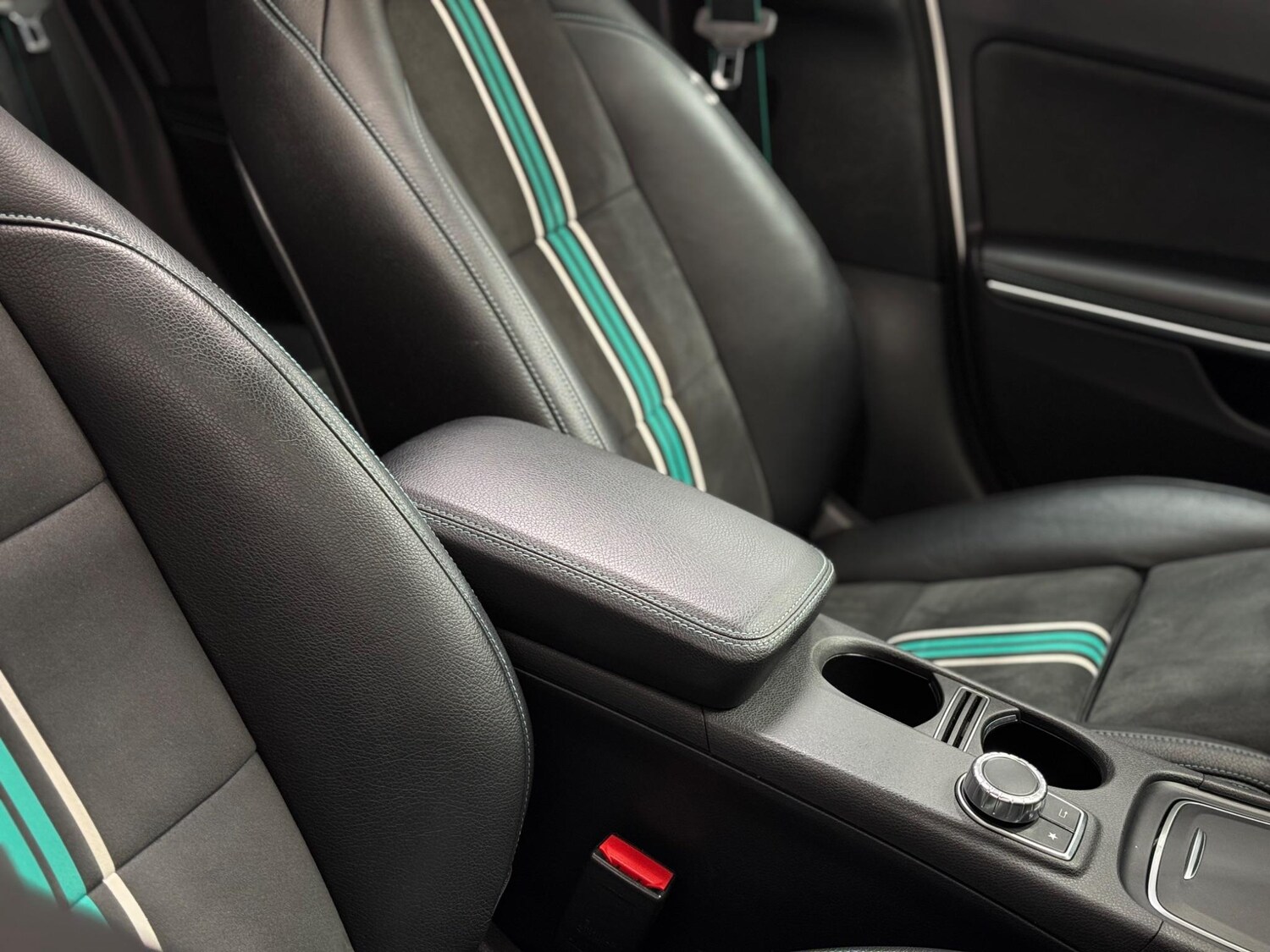 Used Mercedes-Benz A-Class for sale - 76667410: Photo 25