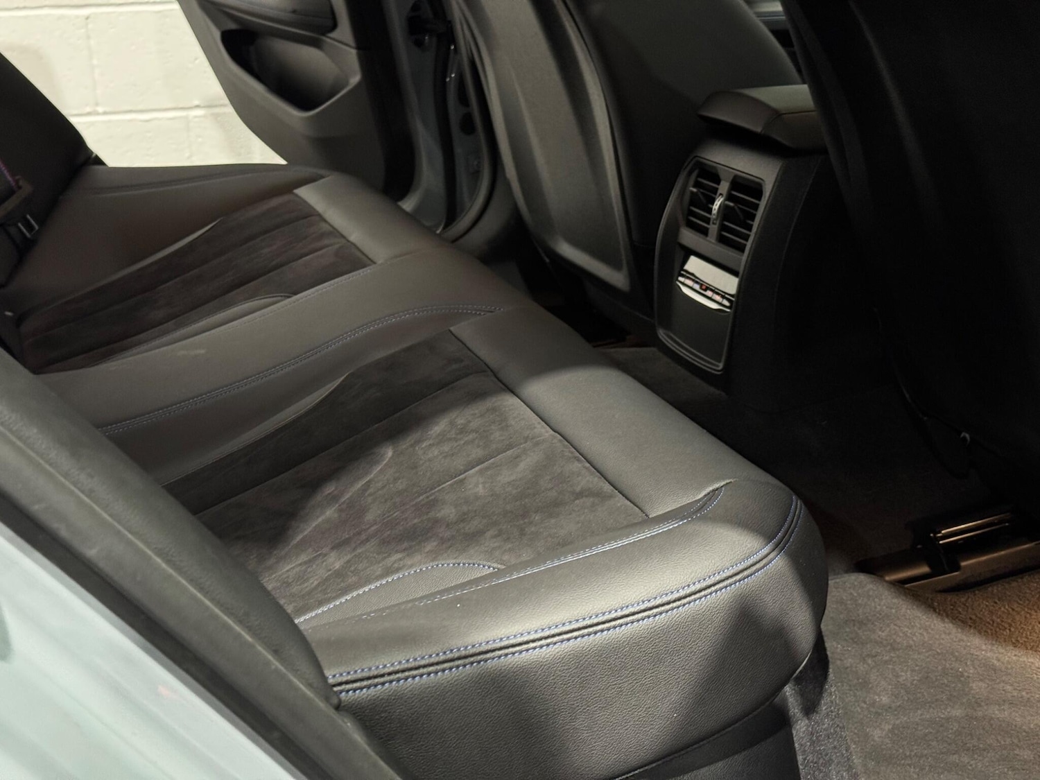 Used BMW i4 2022 for sale - 76991980: Photo 13