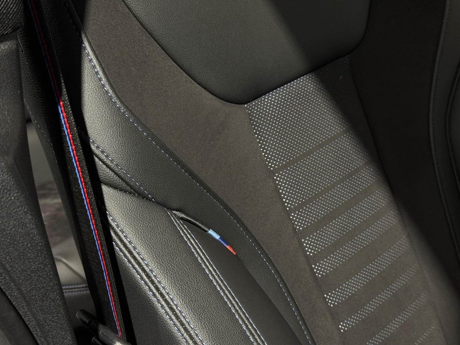 Used BMW i4 2022 for sale - 76991980: Photo 54