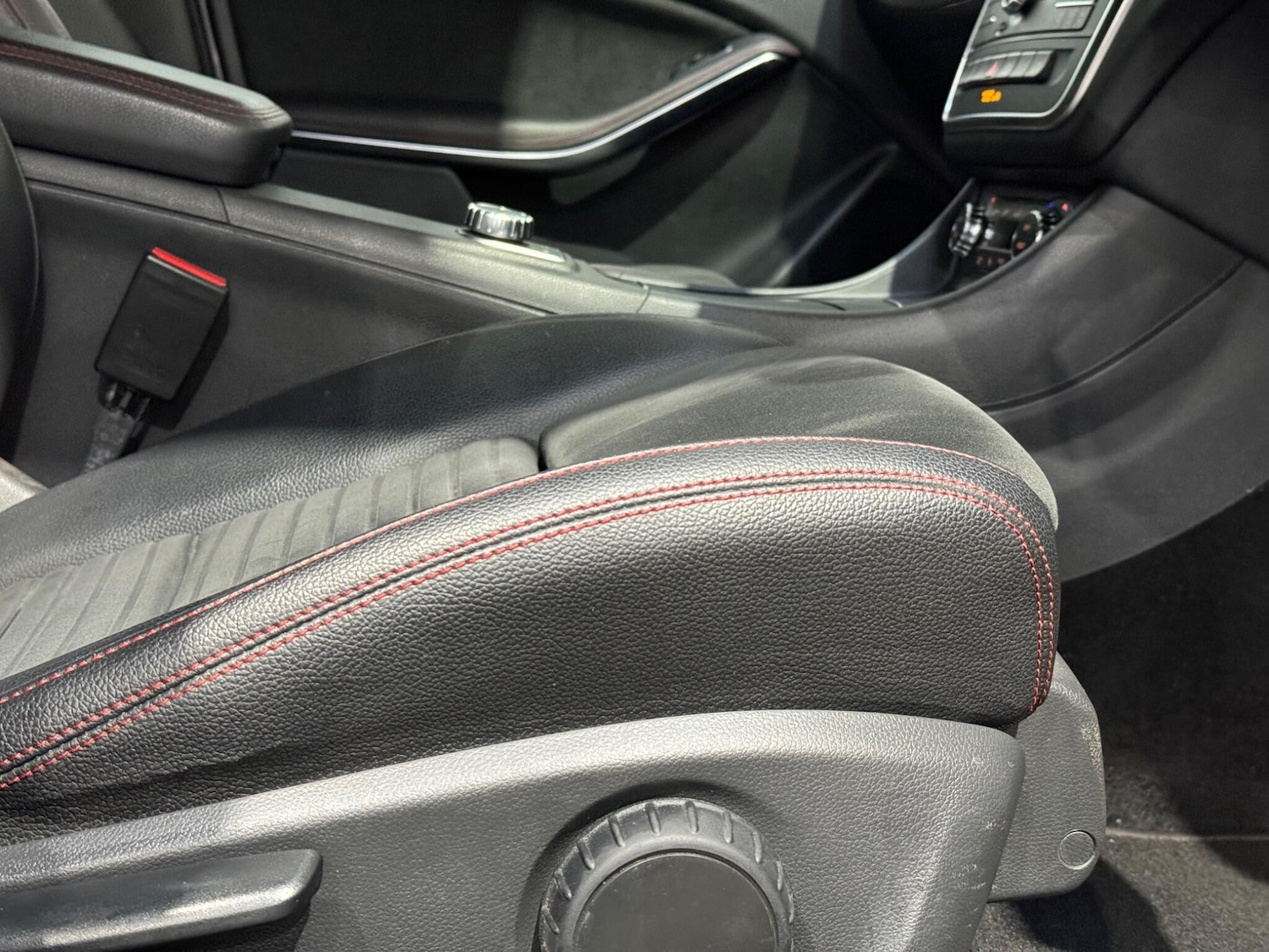 Used Mercedes-Benz GLA 2016 for sale - 77174542: Photo 44