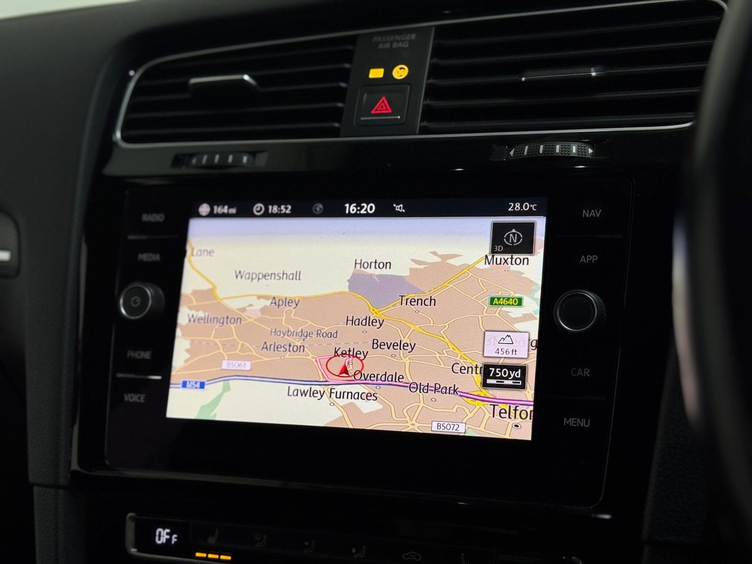 Used Volkswagen Golf 2017 for sale - 76942660: Photo 29